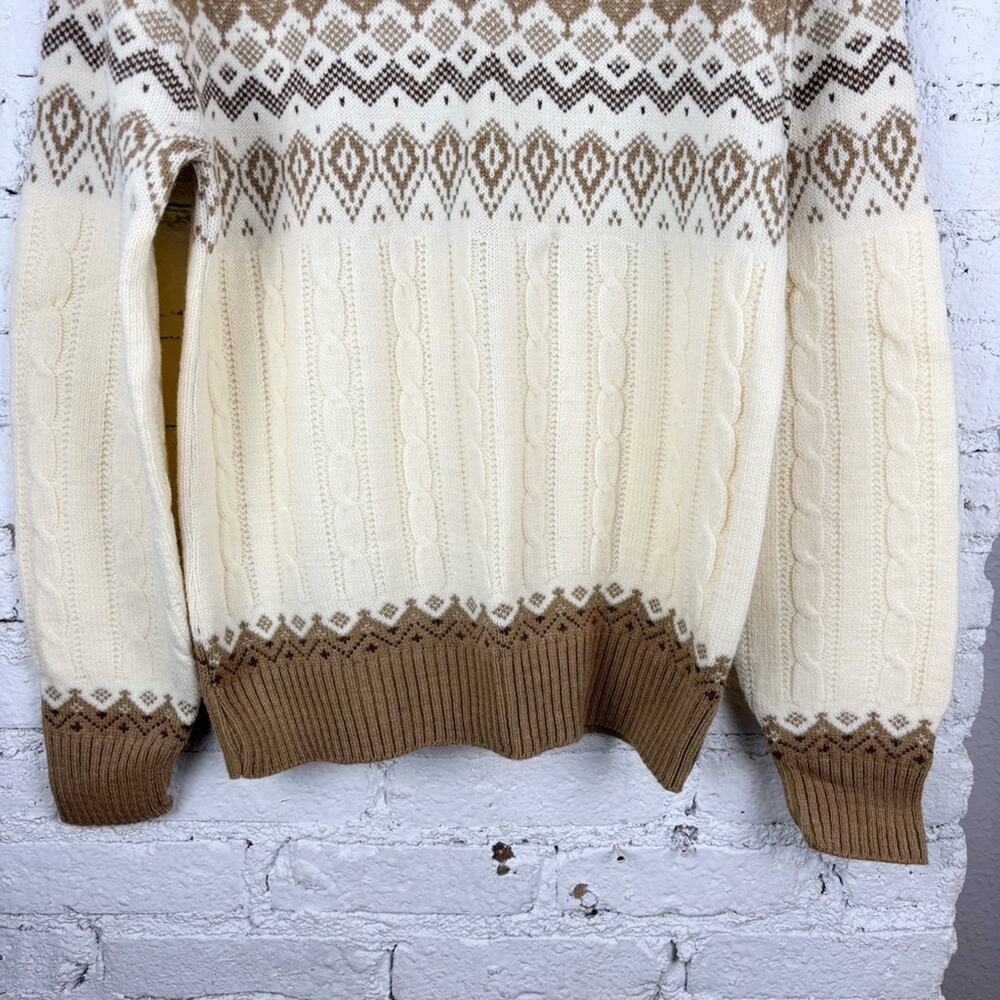 Jantzen Men's Tan and Cream Crewneck Sweater - Picture 4 of 7
